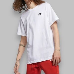 Nike Sportswear Club Men's Embroidered Spellout T-Shirt, White/Black, Size Large